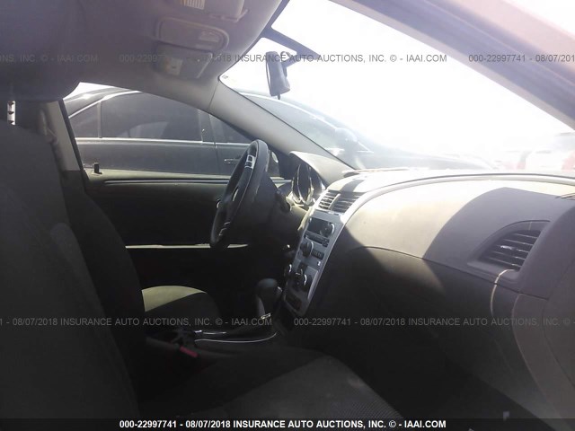 1G1ZC5EU9CF124544 - 2012 CHEVROLET MALIBU 1LT SILVER photo 5