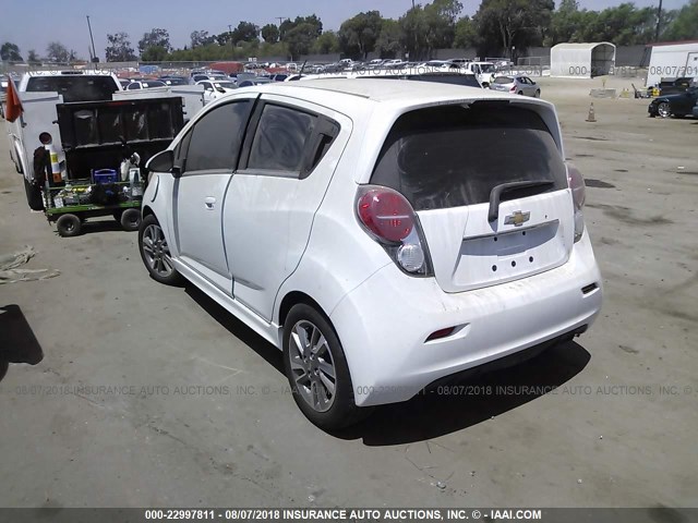 KL8CK6S06GC650072 - 2016 CHEVROLET SPARK EV 1LT WHITE photo 3