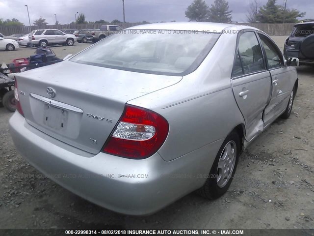 4T1BF30K23U542803 - 2003 TOYOTA CAMRY LE/XLE/SE Gümüş foto 4