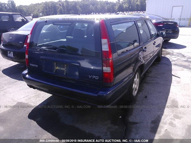 YV1LW5574W2501625 - 1998 VOLVO V70 BLUE photo 4