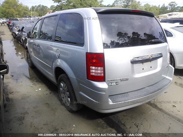 2A8HR44H88R675041 - 2008 CHRYSLER TOWN & COUNTRY LX SILVER photo 3