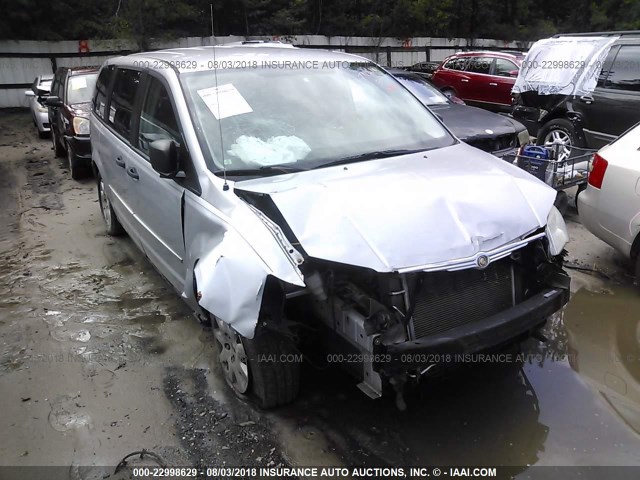 2A8HR44H88R675041 - 2008 CHRYSLER TOWN & COUNTRY LX SILVER photo 6