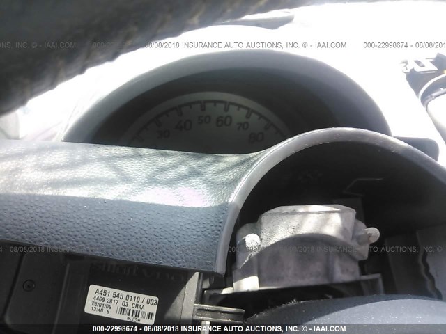 WMEEJ31X69K257456 - 2009 SMART FORTWO PURE/PASSION RED photo 7