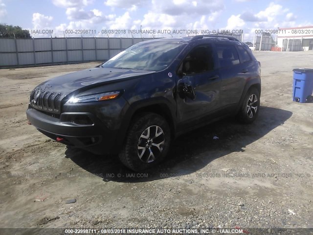 1C4PJMBSXHW578102 - 2017 JEEP CHEROKEE TRAILHAWK BLACK photo 2