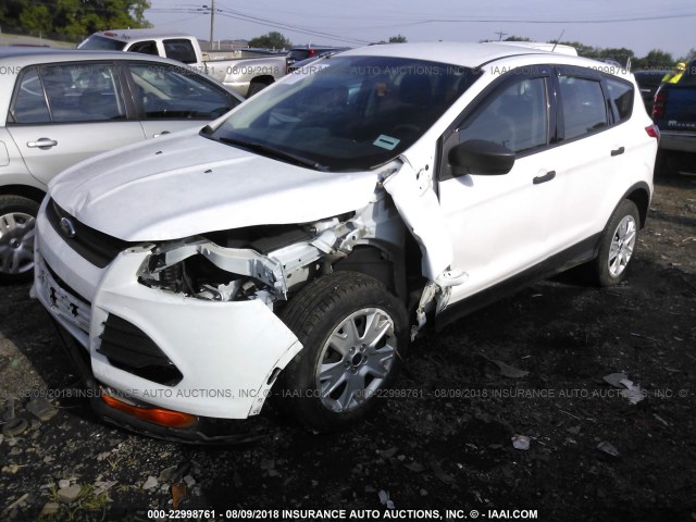 1FMCU0F72DUA76934 - 2013 FORD ESCAPE S WHITE photo 2