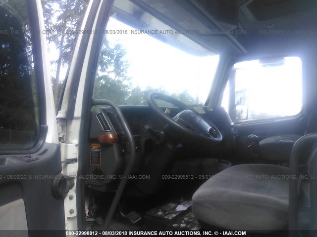 4V4NC9EJXBN299574 - 2011 VOLVO VNL Ақ фото 5