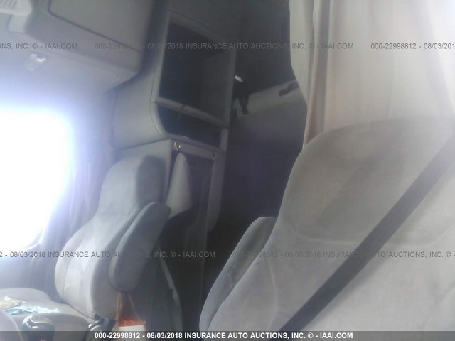 4V4NC9EJXBN299574 - 2011 VOLVO VNL Ақ фото 7