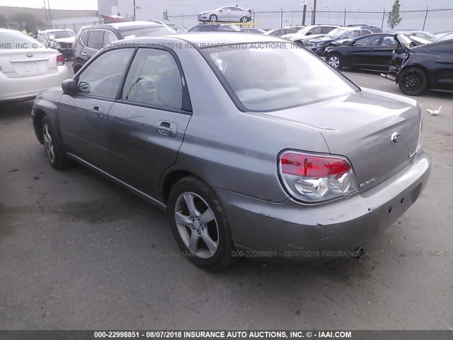 JF1GD67656H522073 - 2006 SUBARU IMPREZA 2.5I GRAY photo 3