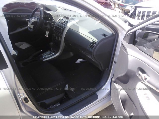 2T1BU4EE0CC781332 - 2012 TOYOTA COROLLA S/LE SILVER photo 5