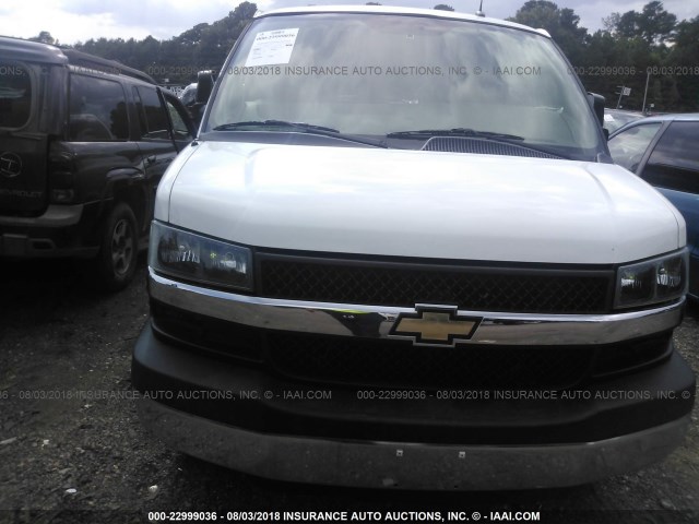 1GAZG1FG0F1126996 - 2015 CHEVROLET EXPRESS G3500 LT WHITE photo 6