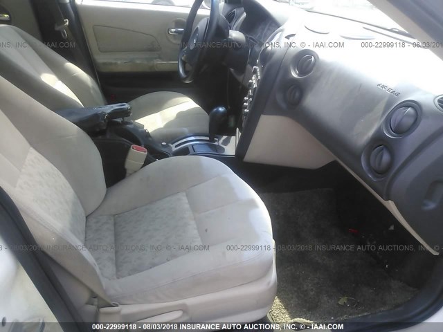 2G2WS522641109383 - 2004 PONTIAC GRAND PRIX GT2 თეთრი ფოტო 5