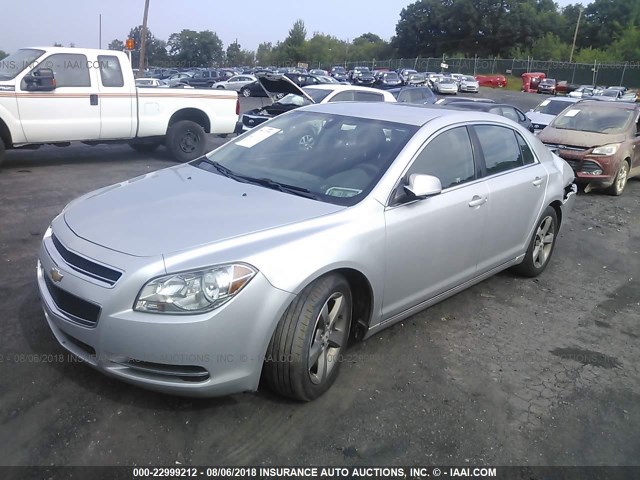 1G1ZC5EU9BF157655 - 2011 CHEVROLET MALIBU 1LT 银色 照片 2