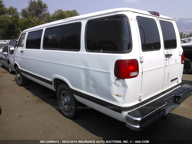 2B5WB35Z8WK112090 - 1998 DODGE RAM WAGON B3500 WHITE photo 3