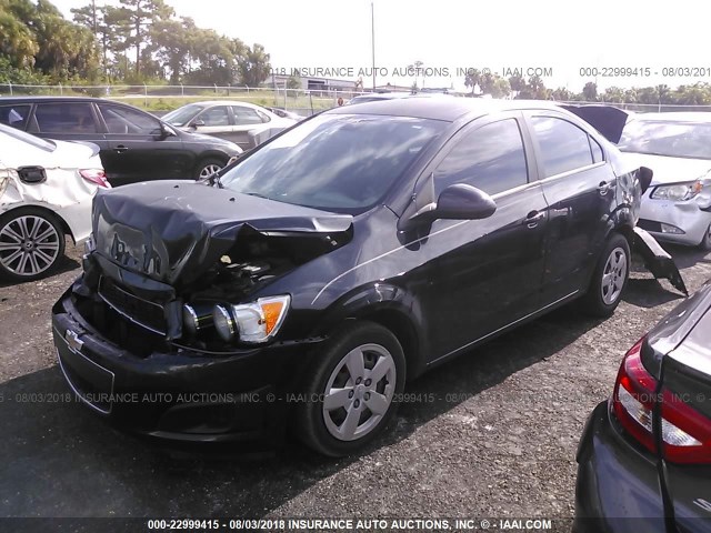 1G1JA5SH5D4128050 - 2013 CHEVROLET SONIC LS GRAY photo 2