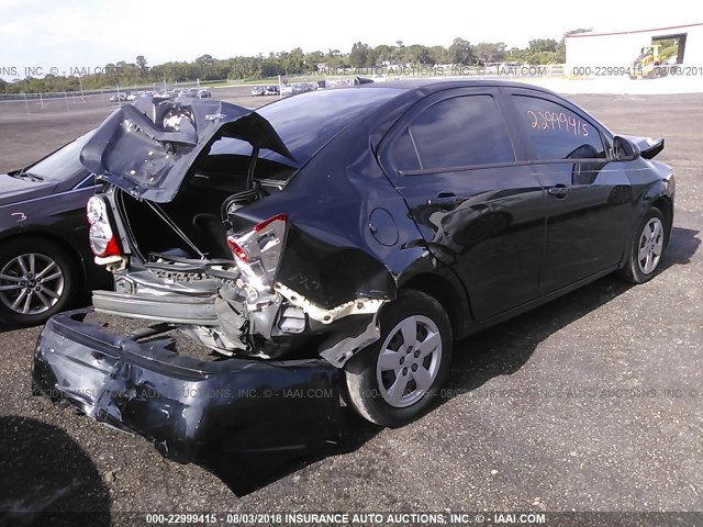 1G1JA5SH5D4128050 - 2013 CHEVROLET SONIC LS GRAY photo 4