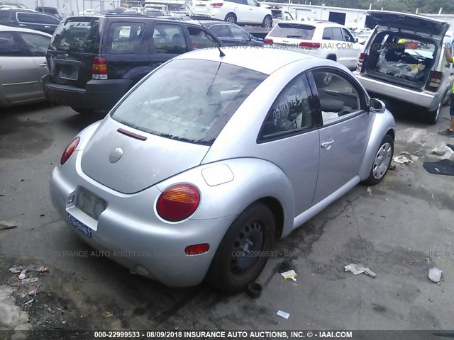 3VWBK21C93M438246 - 2003 VOLKSWAGEN NEW BEETLE GL 银色 照片 4