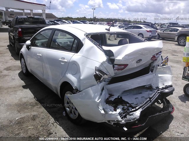 KNADM4A33G6660608 - 2016 KIA RIO LX WHITE photo 3