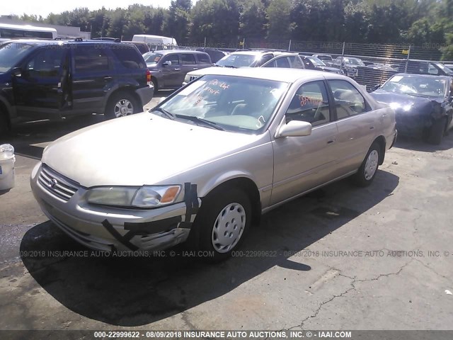 4T1BG22K2VU784983 - 1997 TOYOTA CAMRY CE/LE/XLE 米色 照片 2