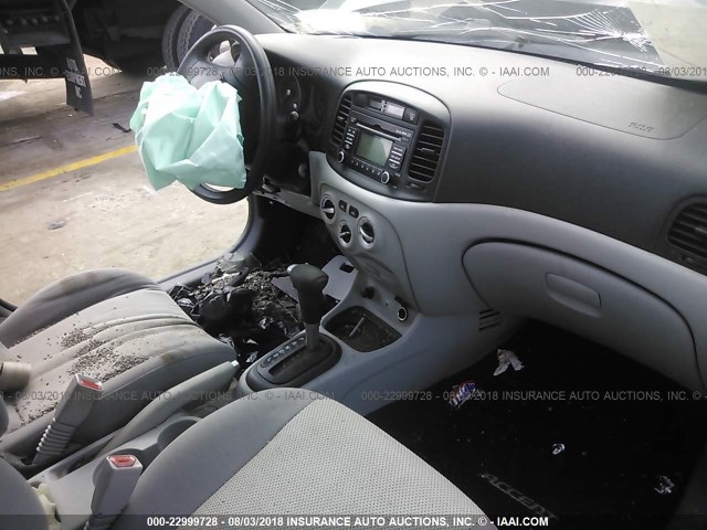 KMHCN46C58U237445 - 2008 HYUNDAI ACCENT GLS BLACK photo 5