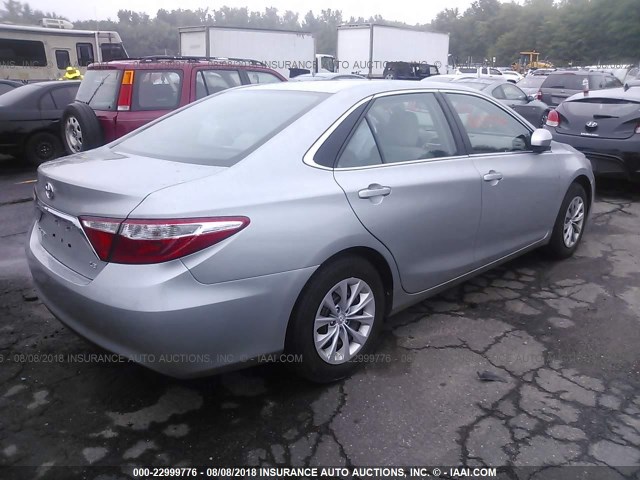 4T4BF1FK1GR549961 - 2016 TOYOTA CAMRY LE/XLE/SE/XSE 银色 照片 4