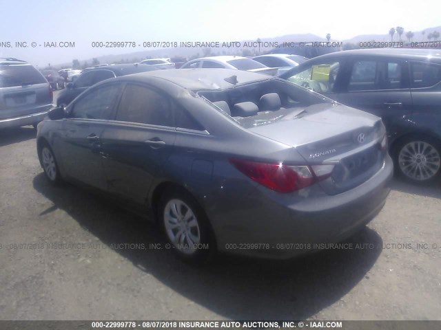 5NPEB4AC1BH088434 - 2011 HYUNDAI SONATA GLS GRAY photo 3