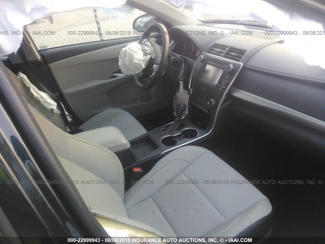 4T1BF1FK3HU809241 - 2017 TOYOTA CAMRY LE/XLE/SE/XSE BLACK photo 5