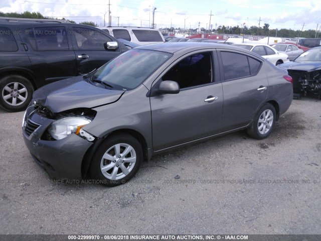 3N1CN7APXCL857021 - 2012 NISSAN VERSA S/SV/SL GRAY photo 2