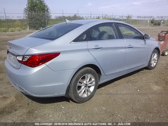 5NPEB4AC8BH290493 - 2011 HYUNDAI SONATA GLS SILVER photo 4