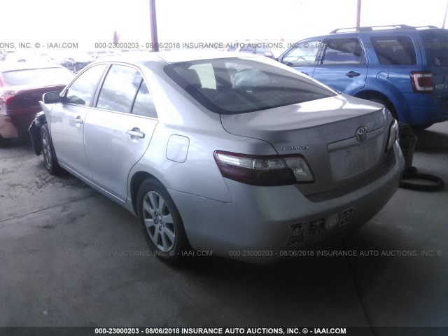 JTNBB46K473042565 - 2007 TOYOTA CAMRY NEW GENERAT HYBRID SILVER photo 3