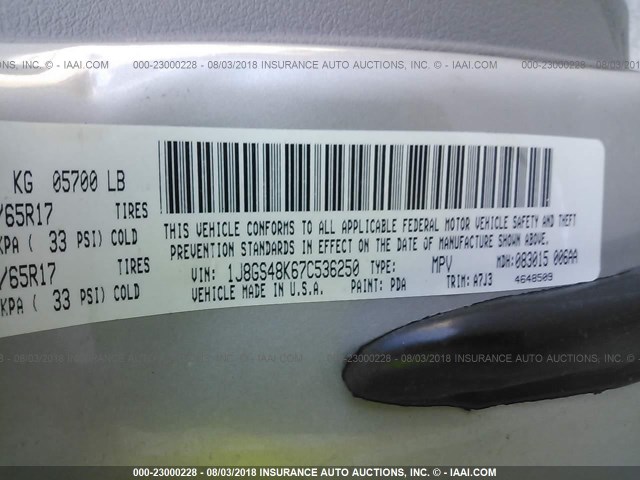 1J8GS48K67C536250 - 2007 JEEP GRAND CHEROKEE LAREDO/COLUMBIA/FREEDOM 银色 照片 9