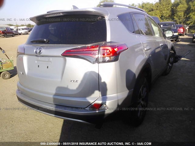 2T3WFREV6JW473772 - 2018 TOYOTA RAV4 ADVENTURE/XLE Gümüş foto 4