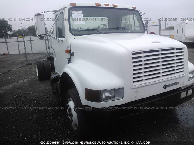 1HTSCABH5WH566838 - 1998 INTERNATIONAL 4000 4700 WHITE photo 1