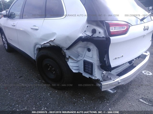 1C4PJMCB0JD562832 - 2018 JEEP CHEROKEE LATITUDE Beyaz fotoğraf 6