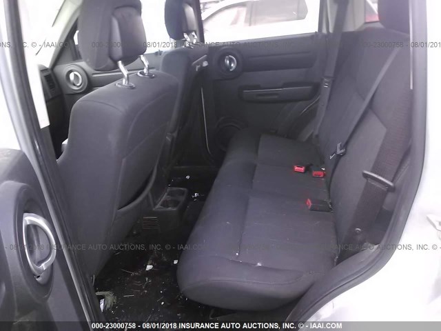1D4PU2GKXBW535703 - 2011 DODGE NITRO SILVER photo 8