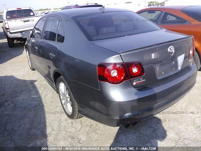 3VWRJ71K58M194477 - 2008 VOLKSWAGEN JETTA WOLFSBURG 灰色 照片 3