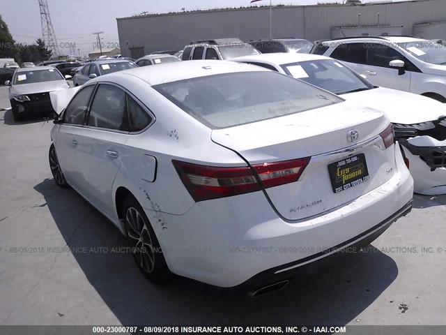4T1BK1EBXGU205889 - 2016 TOYOTA AVALON XLE PLUS/PREMIUM/TOUR/LTD WHITE photo 3
