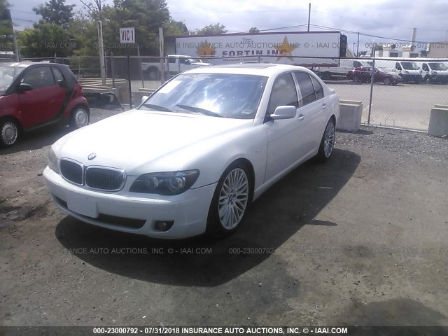 WBAHL83518DT12992 - 2008 BMW 750 I WHITE photo 2