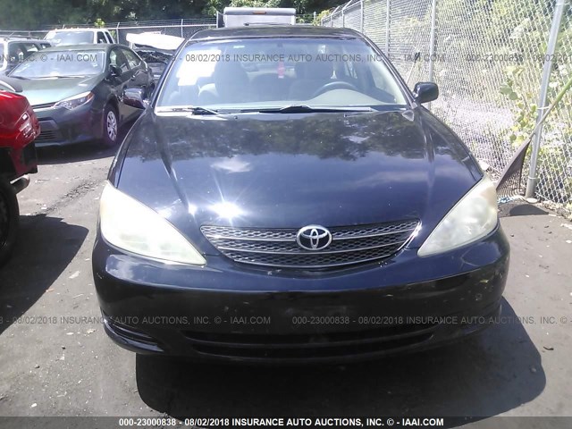 4T1BE32K42U096264 - 2002 TOYOTA CAMRY LE/XLE/SE 黑色 照片 6