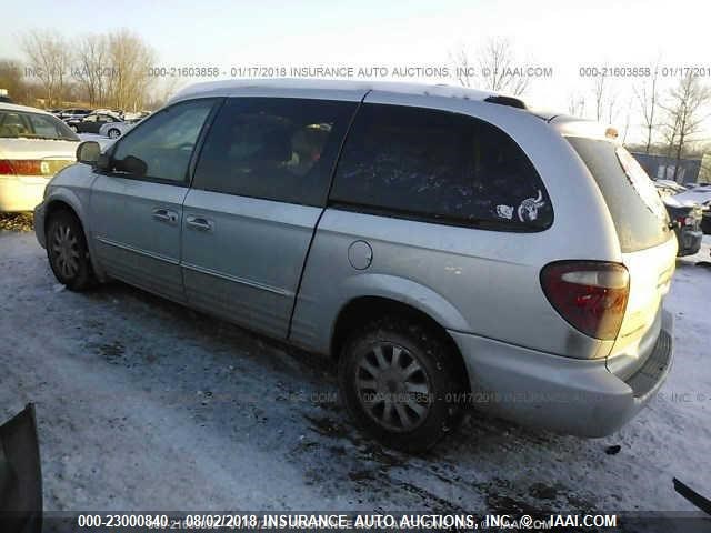 2C4GP54L53R367031 - 2003 CHRYSLER TOWN & COUNTRY LXI SILVER photo 3