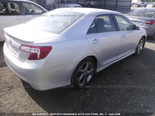 4T1BK1FK3EU023866 - 2014 TOYOTA CAMRY SE/XLE SILVER photo 4