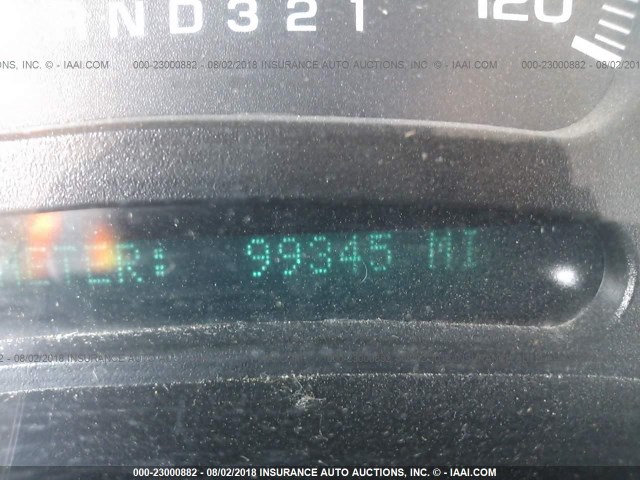 1GCEC14V97Z174583 - 2007 CHEVROLET SILVERADO C1500 CLASSIC WHITE photo 7