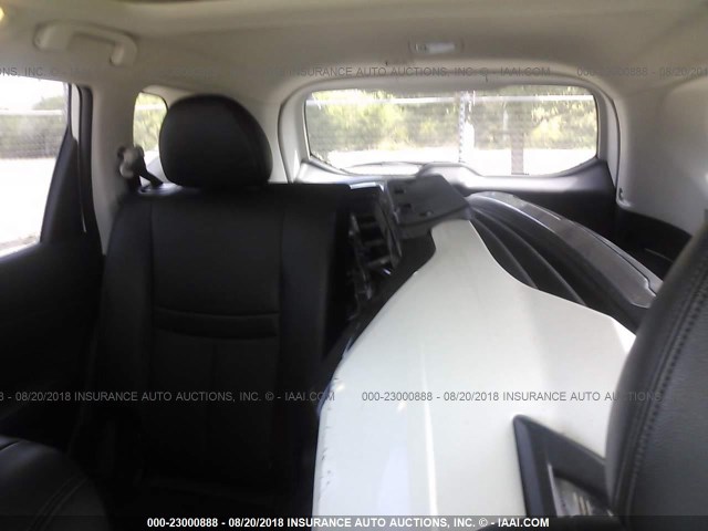 5N1AT2MVXHC869515 - 2017 NISSAN ROGUE SV/SL WHITE photo 8