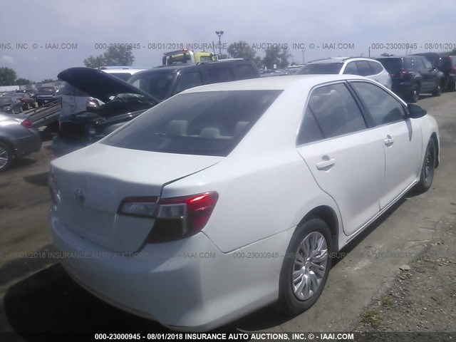 4T1BD1FK4CU041249 - 2012 TOYOTA CAMRY HYBRID/LE/XLE WHITE photo 4