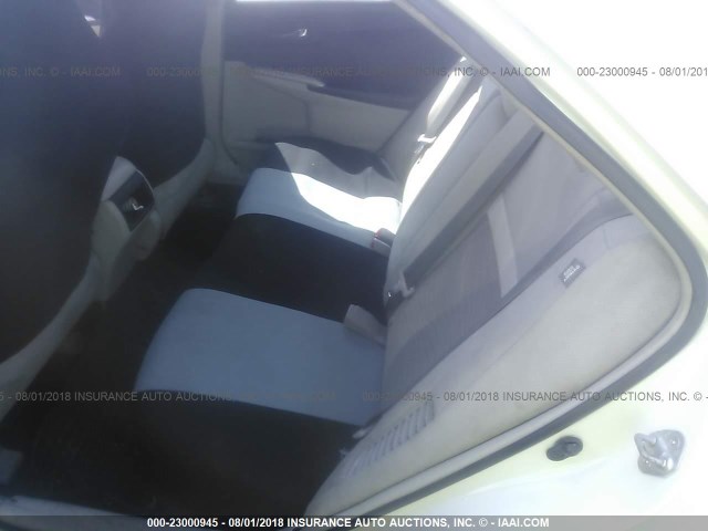 4T1BD1FK4CU041249 - 2012 TOYOTA CAMRY HYBRID/LE/XLE 白色 照片 8