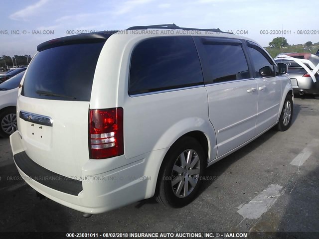 2A8HR54PX8R153203 - 2008 CHRYSLER TOWN & COUNTRY TOURING WHITE photo 4