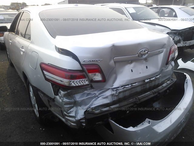 4T1BF3EKXBU126022 - 2011 TOYOTA CAMRY SE/LE/XLE ვერცხლისფერი ფოტო 6