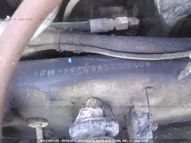 1FUJA6CV95DN99405 - 2005 FREIGHTLINER CONVENTIONAL COLUMBIA WHITE photo 10