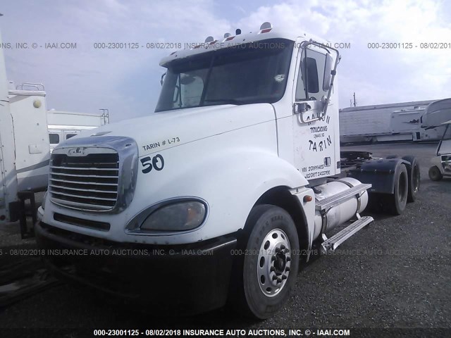 1FUJA6CV95DN99405 - 2005 FREIGHTLINER CONVENTIONAL COLUMBIA WHITE photo 2