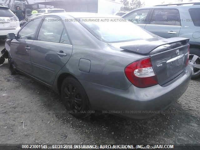 4T1BE32K83U768618 - 2003 TOYOTA CAMRY LE/XLE/SE GRAY photo 3
