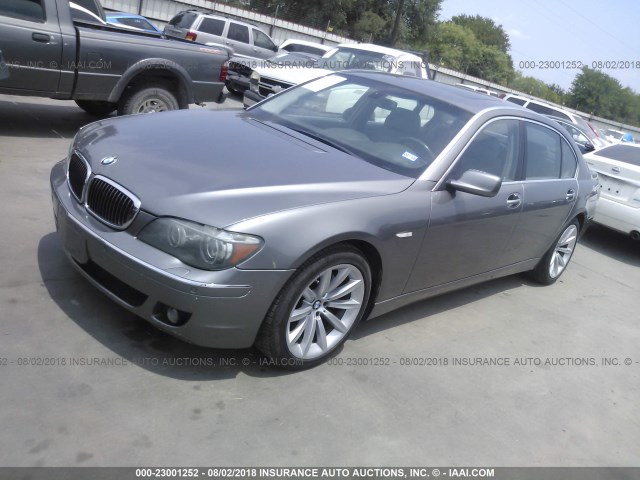 WBAHN83557DT73688 - 2007 BMW 750 GRAY photo 2